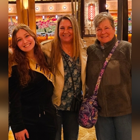 COACH & FRIENDS SATURDAY SHARE SHOW - Picture 9 of 16